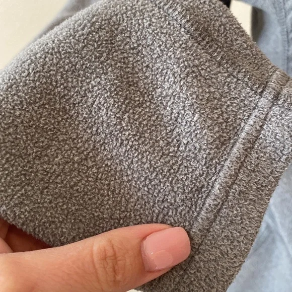 The North Face gray zipup fleece sweatshirt - Picture 3 of 7